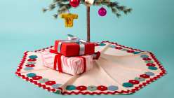 Sew a Christmas Tree Skirt Using EZ Quilting Templates