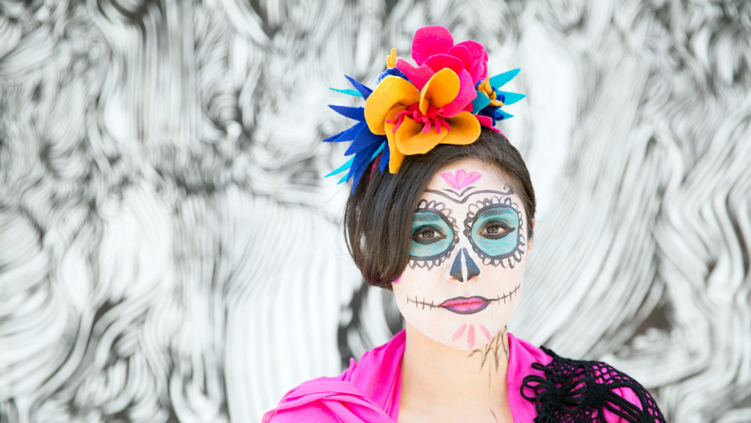 Dia de los Muertos Face Paint by Courtney Cerruti Creativebug