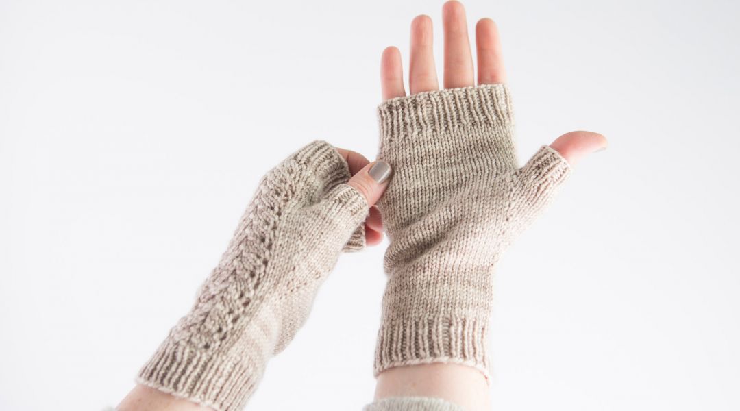 Knitted Lace Mitts