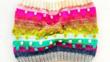 Bubbly Knit Cowl