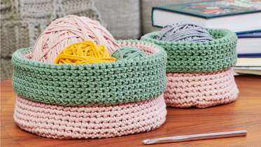 Crochet Colorblock Baskets