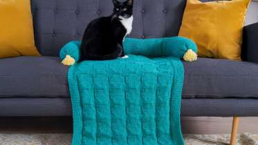 Circle Stitch Knit Sofa Saver