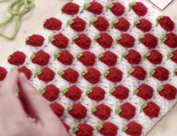 Crochet the Strawberry Stitch: 1/16/20