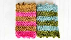 The Quick Gift Cowl made by Vickie Howell on her live class with Creativebug